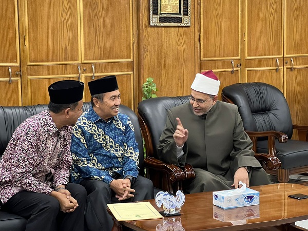 Gubernur Riau Jajaki Kerjasama Dengan Universitas Al-Azhar Mesir